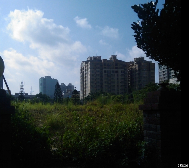 新竹市忠孝保齡球館那地為何還空在那??