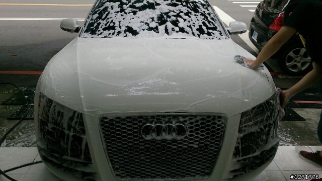 [圖多]全台首發之Hofele A5 R8-look style
