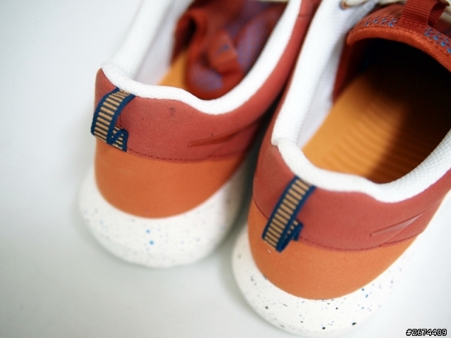 [開箱] NIKE 慢跑休閒鞋