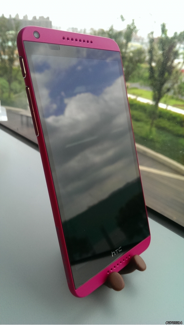 HTC Desire 816  蜜桃紅 開箱