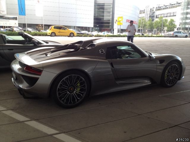 Porsche 918 Spyder