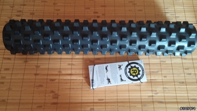 開箱文 RUMBLE ROLLER 狼牙棒 深層按壓放鬆滾輪