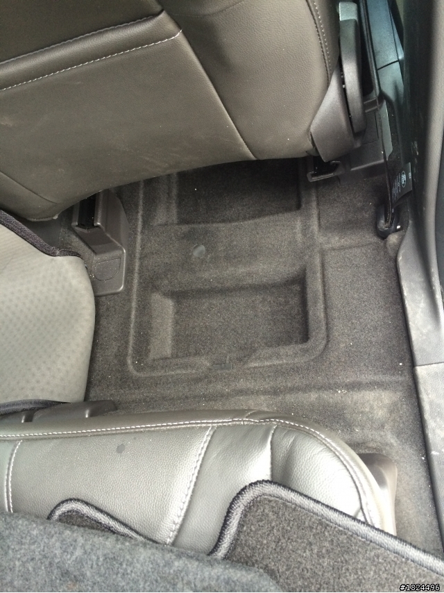 kuga 1.6 4G白色  開箱