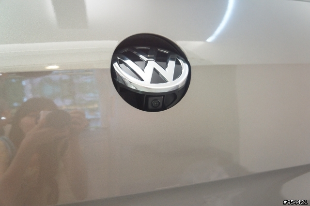 [女王熱血通勤車]Golf 7 GTI萊姆灰