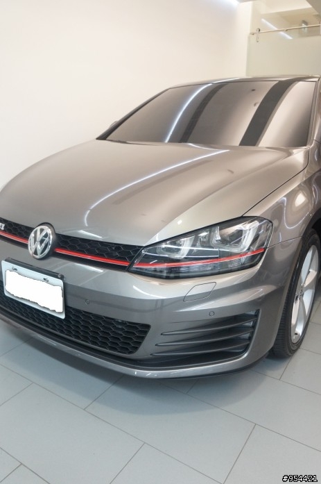 [女王熱血通勤車]Golf 7 GTI萊姆灰