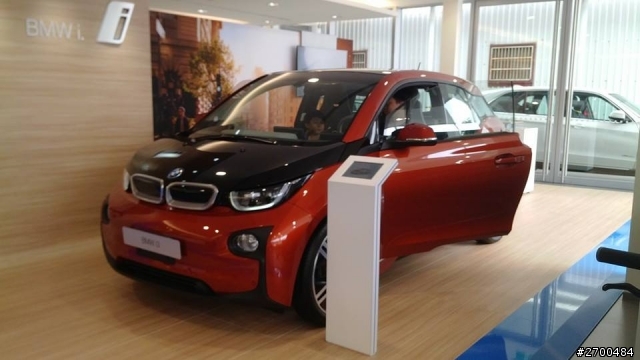 BMW i3