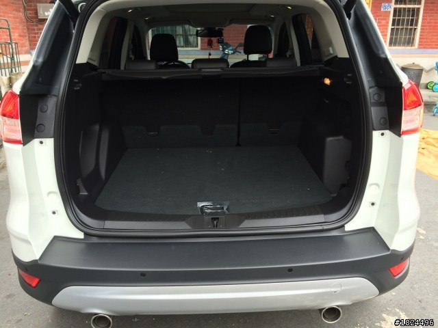 kuga 1.6 4G白色  開箱