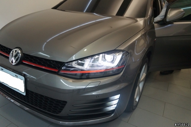[女王熱血通勤車]Golf 7 GTI萊姆灰