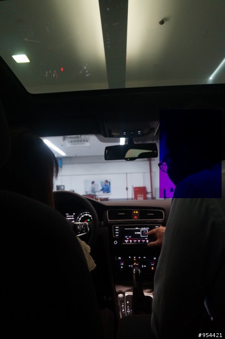 [女王熱血通勤車]Golf 7 GTI萊姆灰