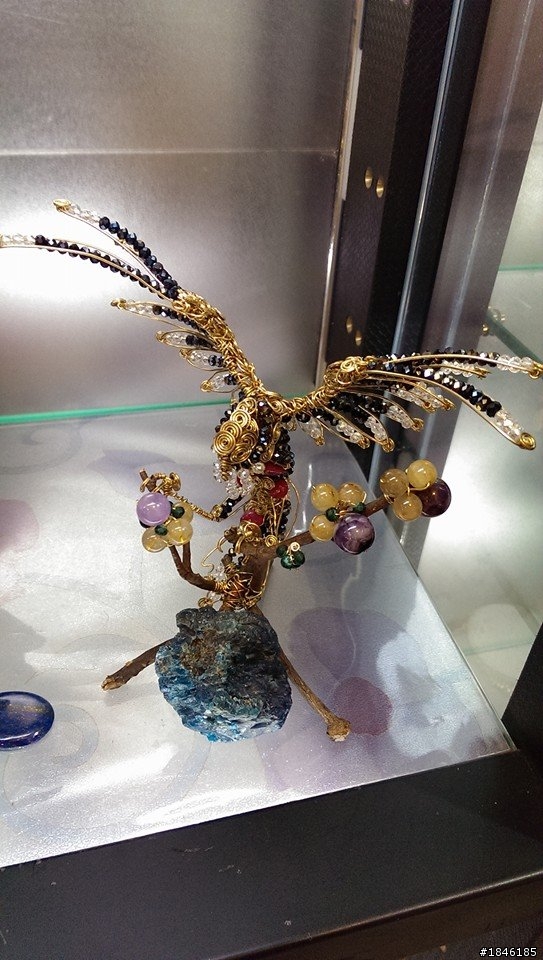[分享] 純手工 製作的紅寶石 老鷹