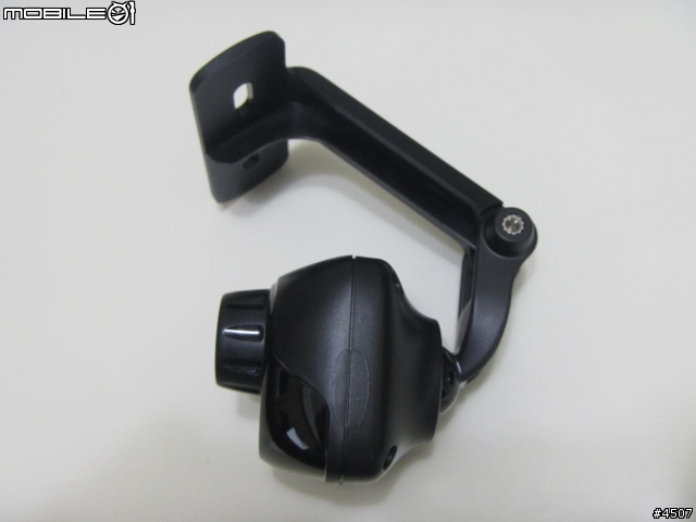 [新機測試]Garmin GDR45D 廣角前後雙鏡頭行車記錄器