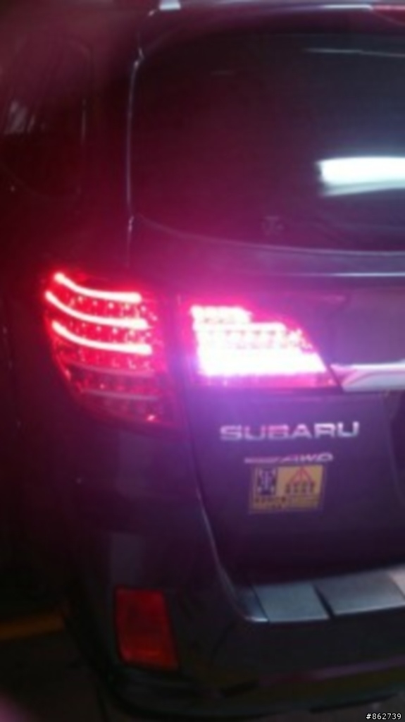 outback美版車門下護板及LED尾燈和HUD抬頭顯示器