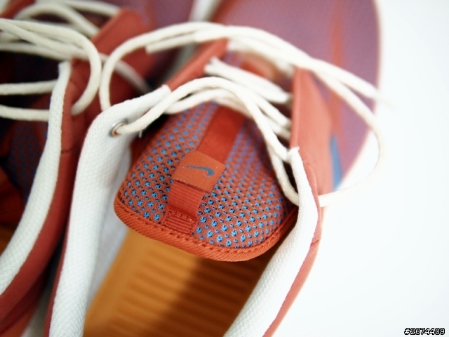 [開箱] NIKE 慢跑休閒鞋