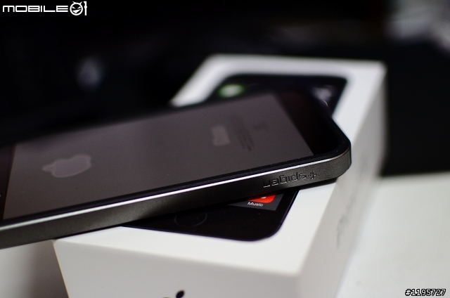 [ 開箱]iPhone 5s 16G太空灰+SGP NEO HYBRID EX SLIM鈦灰色+完美耳機塞