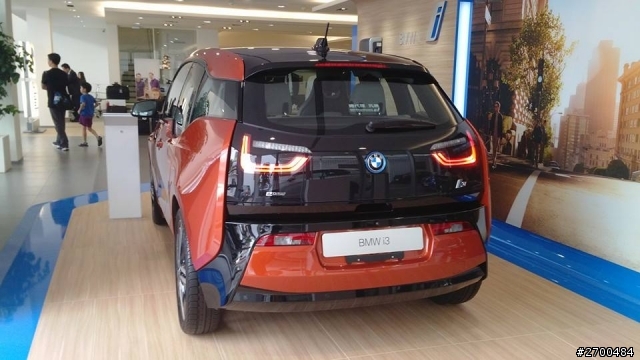 BMW i3