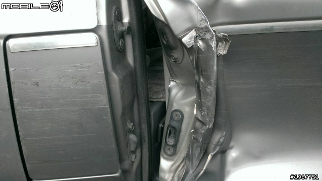 (徵求目擊者or行車記錄器影像)臺北市大同區甘州街十號停車格內撞擊後逃逸