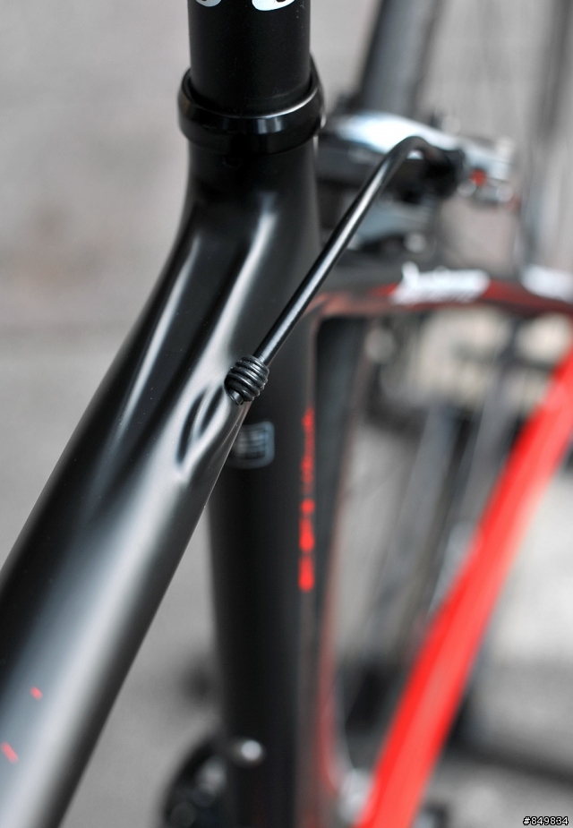 LaPierre -XELIUSLaPierre -XELIUS 一級碳纖維公路車完工
