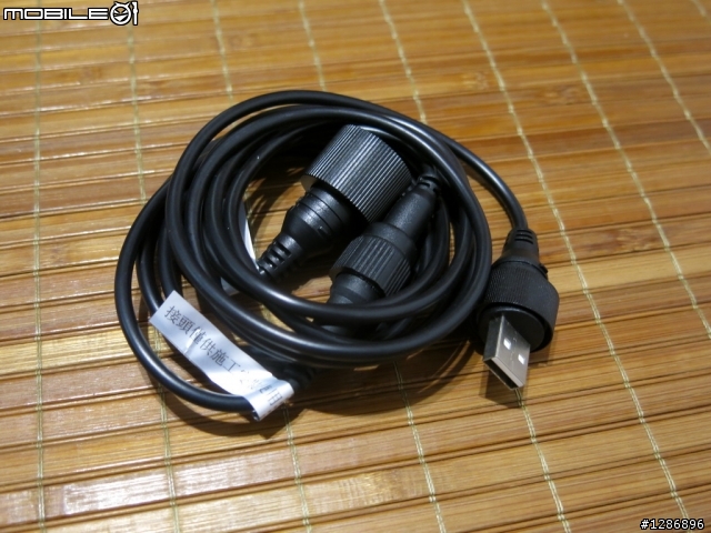 [ 開箱 ] 獵豹 M4 Lumi 光進化大光圈 行車紀錄器 [補夜拍畫面]
