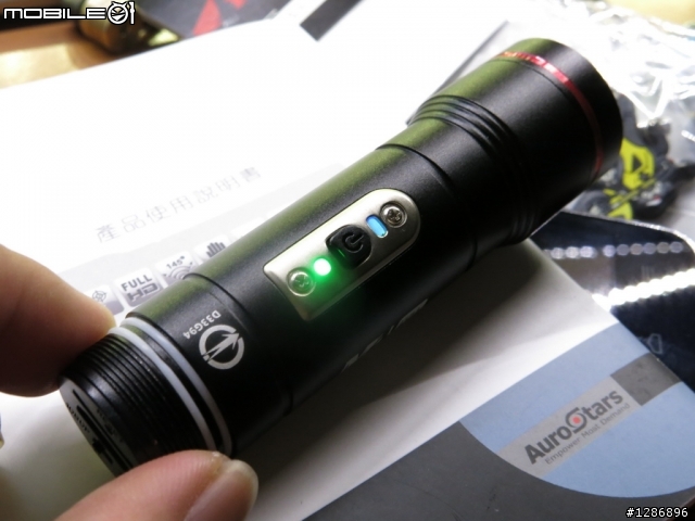 [ 開箱 ] 獵豹 M4 Lumi 光進化大光圈 行車紀錄器 [補夜拍畫面]