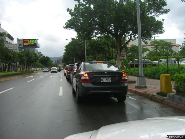搭配米其林SAVER+在高速公路的油耗體驗(SKODA  OCTAVUA 1.2 seden)