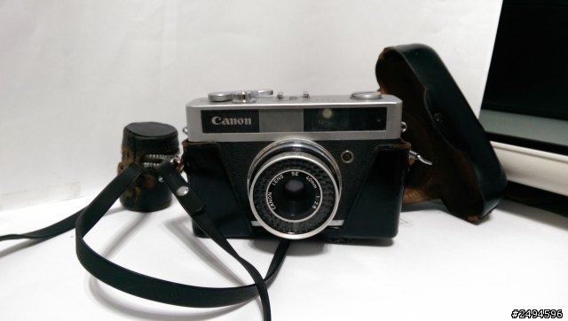 請問我這款是canon的哪一款相機?