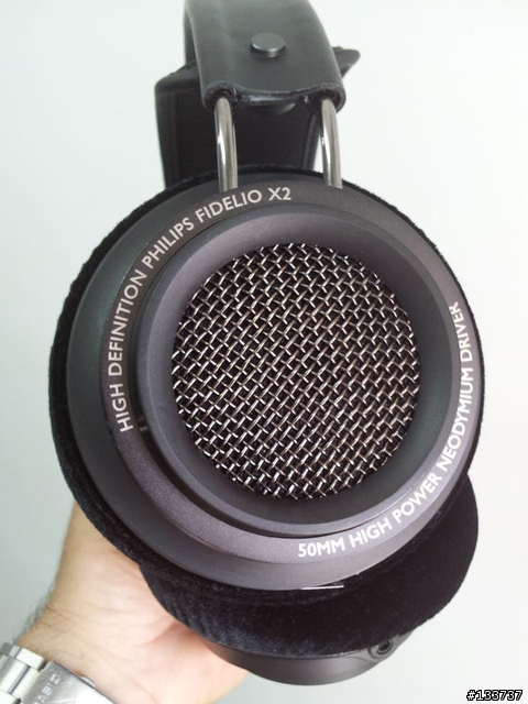 Philips Fidelio X2