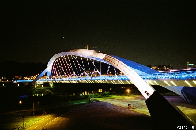 hexar af 夜景照有奇怪的光點