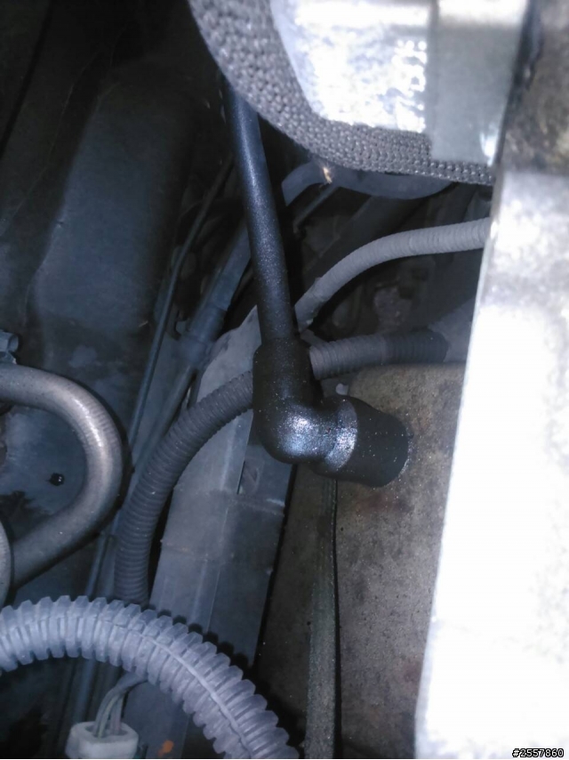 請問FORD metrostar PVC 管橡膠接頭老化破損要哪裡買材料換??