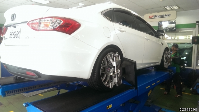 [激操試胎]LUXGEN S5 Turbo換穿米其林 Pilot Sport 3！
