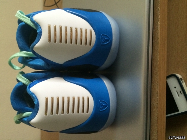 請各位幫我看這雙kobe9是真是假