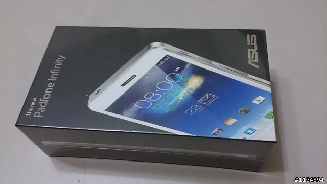 ASUS padfone infinity II  維修一個月