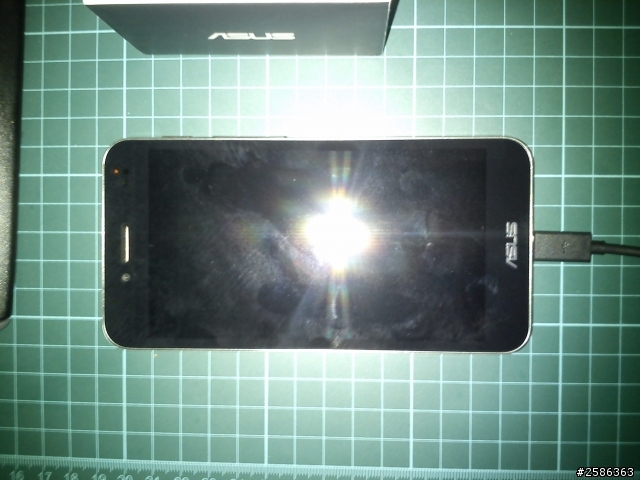 Padfone S 前置鏡頭光源問題。
