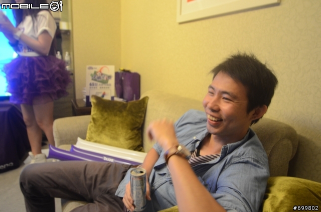 我參加「爸爸舒壓小確幸！～BenQ呼朋引『爸』球賽轟趴大尺寸電視看世足賽分享」