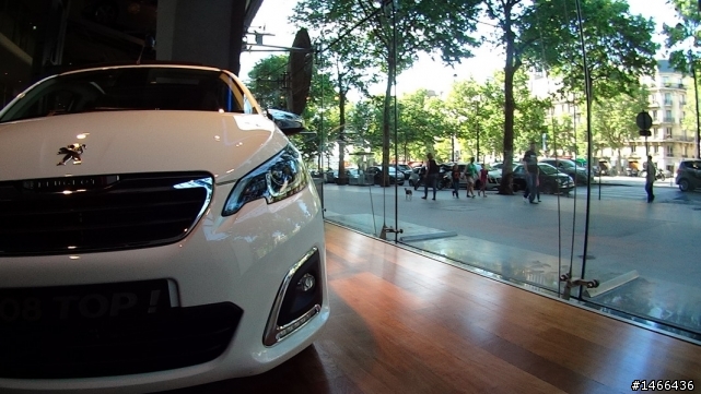 新Peugeot 308實車照