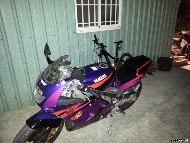 YAMAHA FZR 入手!