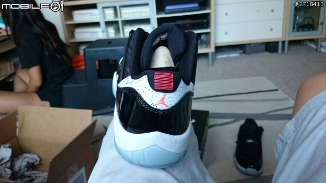 請JORDAN迷幫驗AJ11