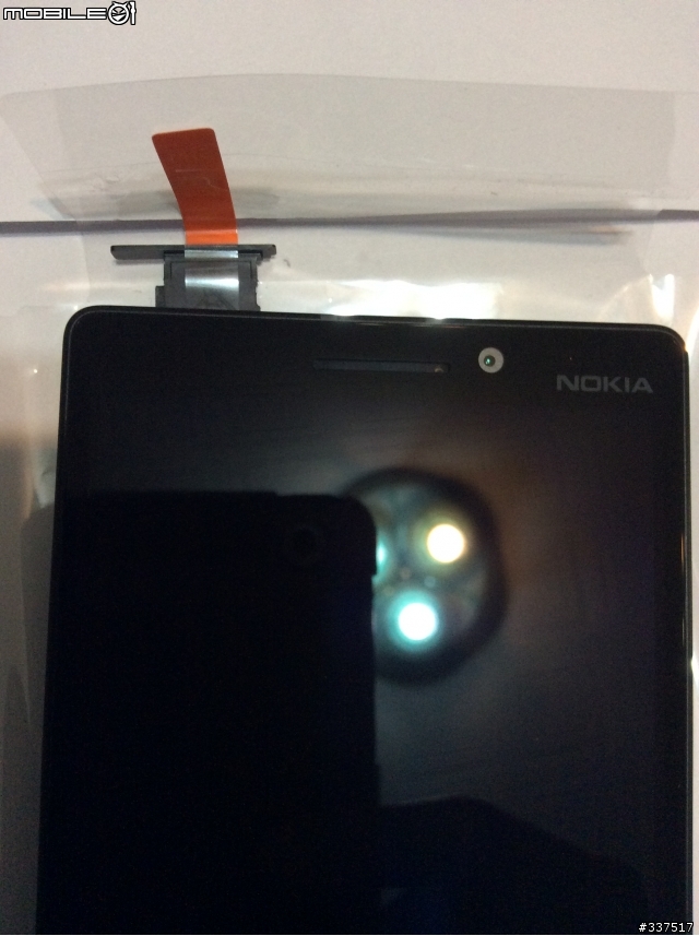 [分享] 0.3的距離 用過的人就懂 NOKIA Lumia 930 BLACK