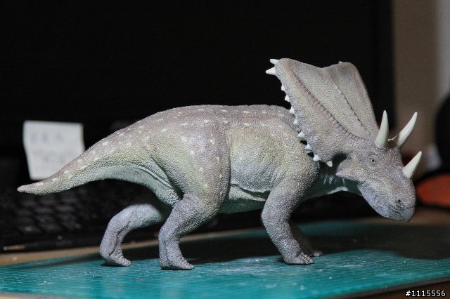 仿真動物模型製作--加斯莫龍(Chasmosaurus)