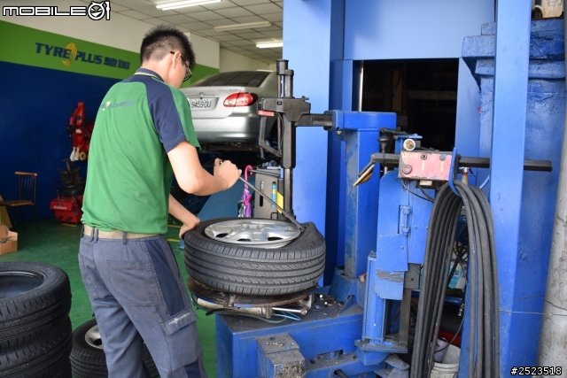 MICHELIN Energy Saver PLUS 米其林的好 2004年式  ALTIS 試了才知道 195/60 R15