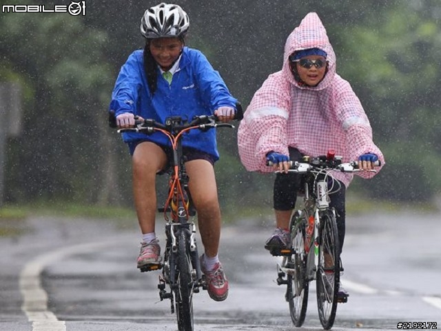 雨果家庭-國小兄妹花東自行車之旅(哥哥勇闖太魯閣天祥)