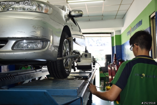 MICHELIN Energy Saver PLUS 米其林的好 2004年式  ALTIS 試了才知道 195/60 R15