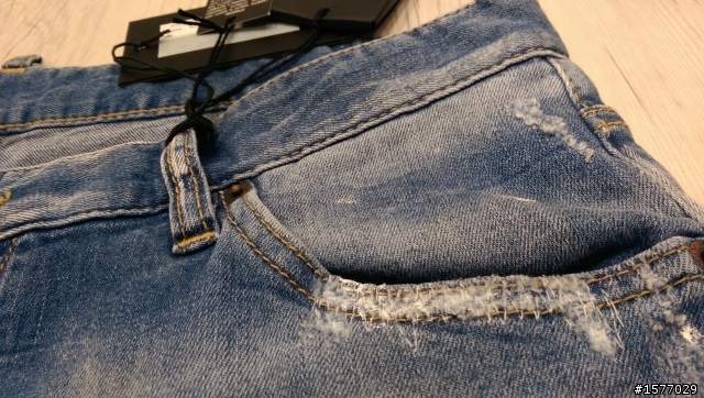 [開箱] DSQUARED2 NEW RIDER JEAN (S71LA0743)