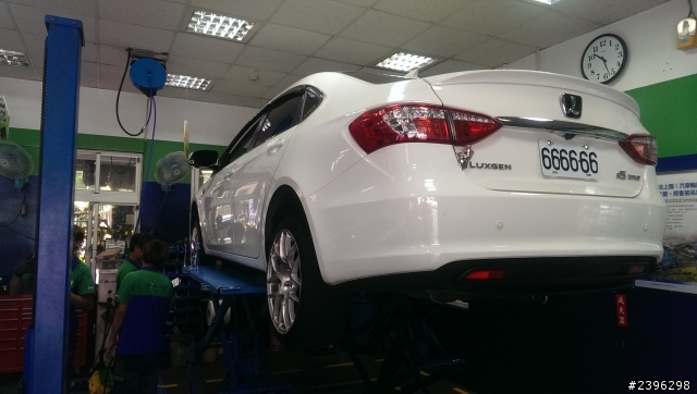 [激操試胎]LUXGEN S5 Turbo換穿米其林 Pilot Sport 3！