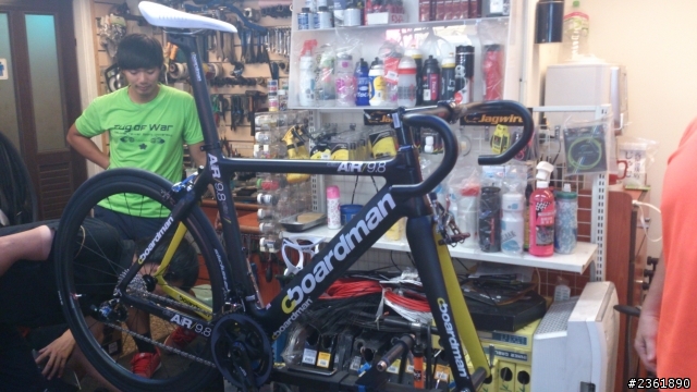 開箱~冷門但超好騎的金牌車 boardman 9.8