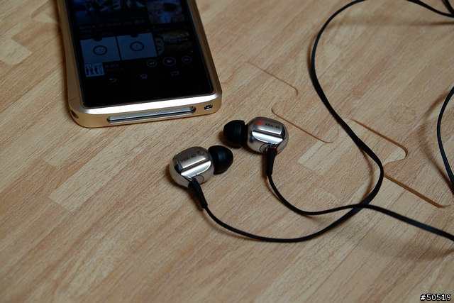 sony XBA40 & H3 (已入手XBA-40,到貨了`)