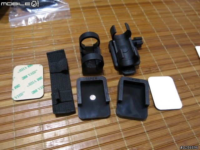 [ 開箱 ] 獵豹 M4 Lumi 光進化大光圈 行車紀錄器 [補夜拍畫面]