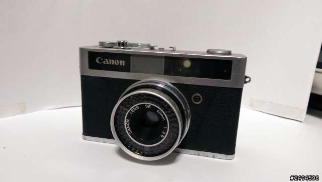 請問我這款是canon的哪一款相機?