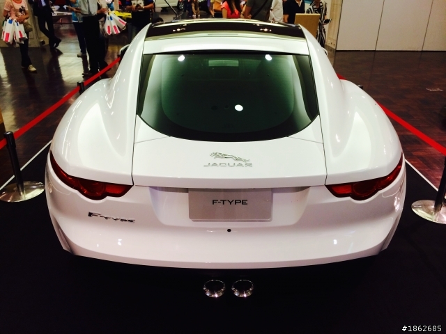 英倫美豹果真美爆 F-Type Coupe