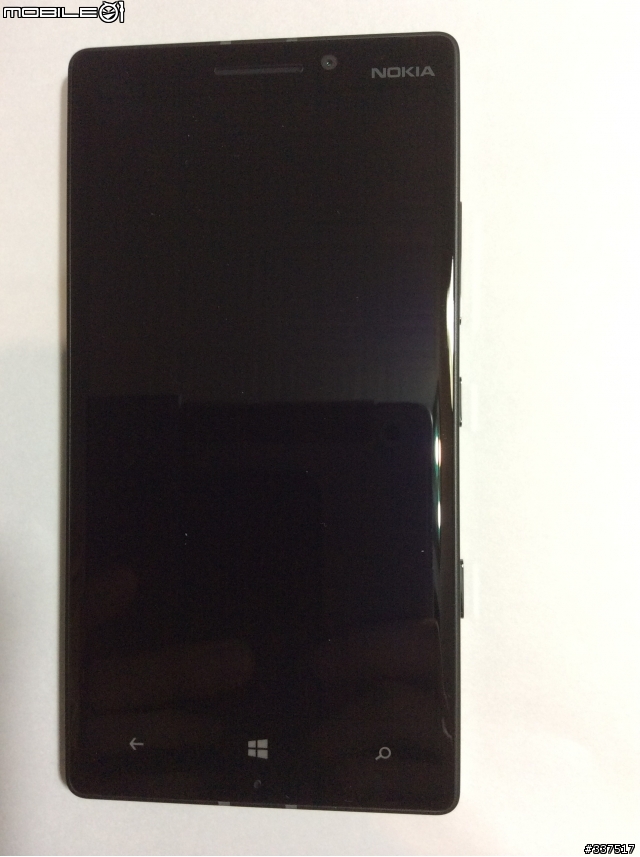 [分享] 0.3的距離 用過的人就懂 NOKIA Lumia 930 BLACK