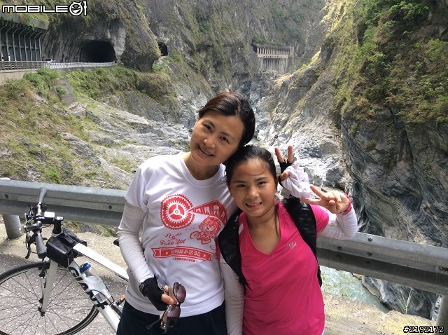 雨果家庭-國小兄妹花東自行車之旅(哥哥勇闖太魯閣天祥)